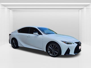 2021 Lexus IS