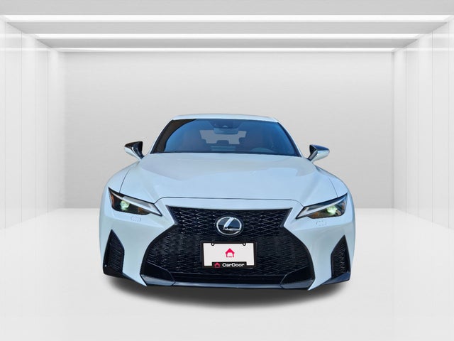 2021 Lexus IS