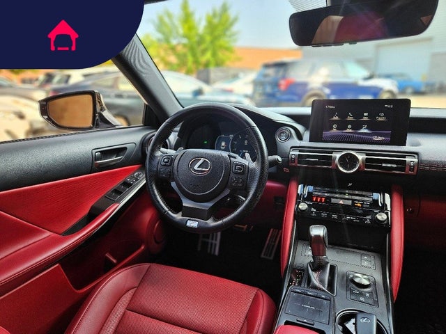 2021 Lexus IS