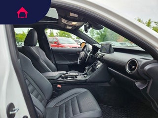 2022 Lexus IS