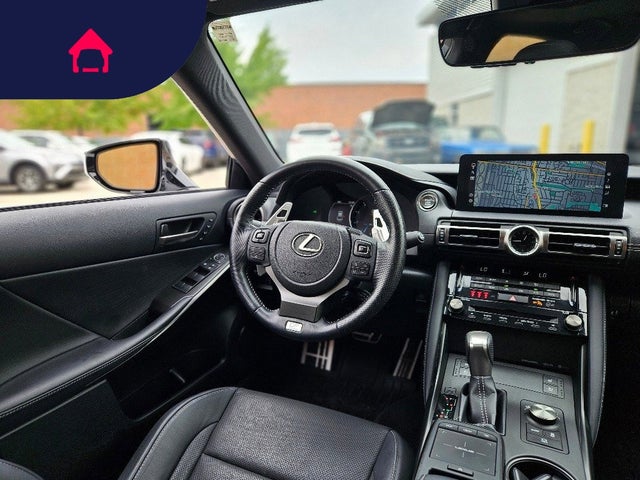 2022 Lexus IS