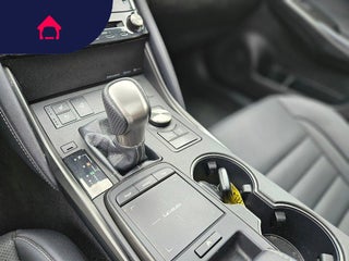 2022 Lexus IS
