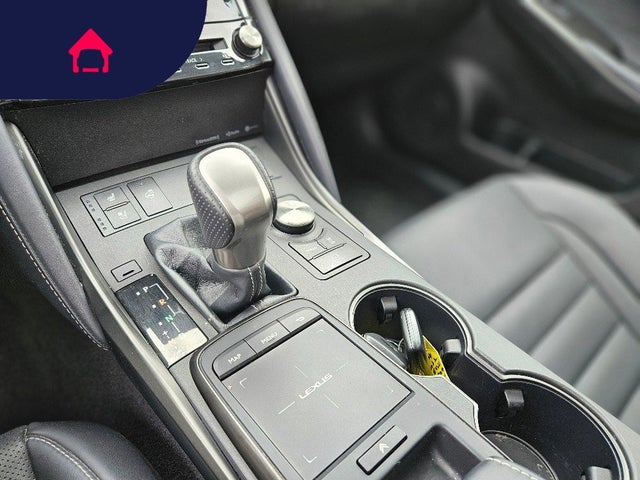 2022 Lexus IS