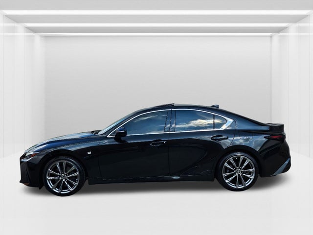 2021 Lexus IS