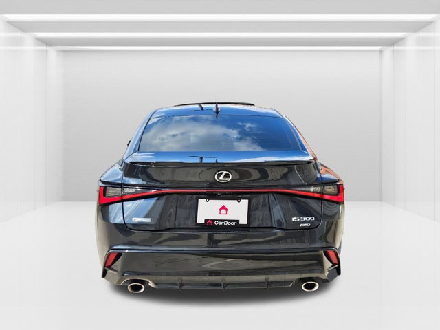 2021 Lexus IS