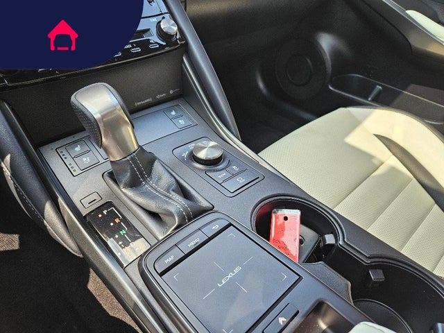 2021 Lexus IS