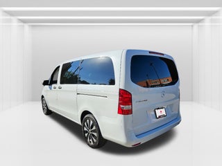2022 Mercedes-Benz Metris Passenger Van