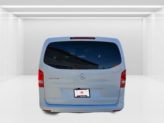 2022 Mercedes-Benz Metris Passenger Van