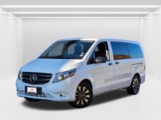 2022 Mercedes-Benz Metris Passenger Van