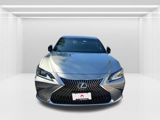2021 Lexus ES