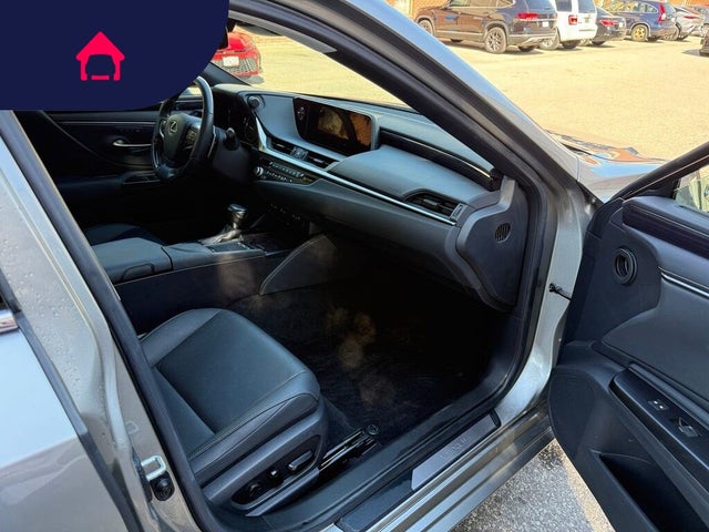 2021 Lexus ES