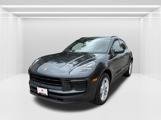 2022 Porsche Macan