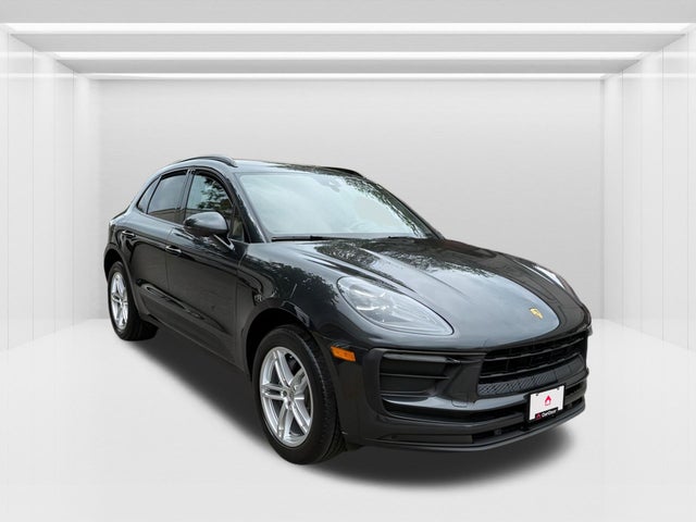 2022 Porsche Macan