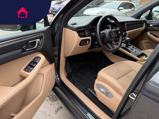 2022 Porsche Macan