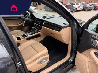 2022 Porsche Macan