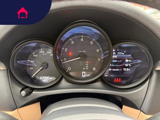 2022 Porsche Macan