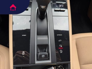 2022 Porsche Macan