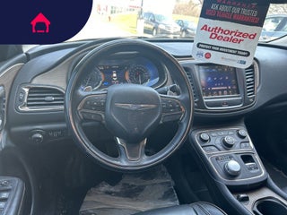2016 Chrysler 200