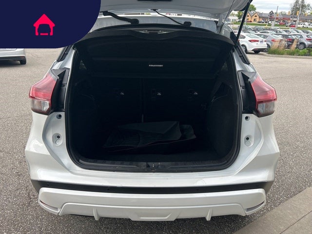 2023 Nissan Kicks