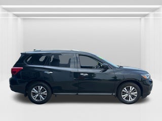 2020 Nissan Pathfinder