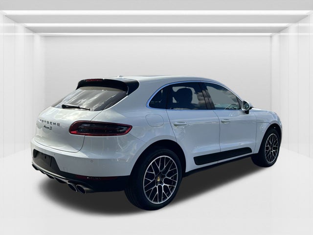 2015 Porsche Macan