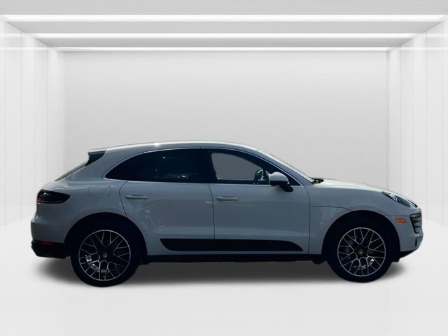 2015 Porsche Macan