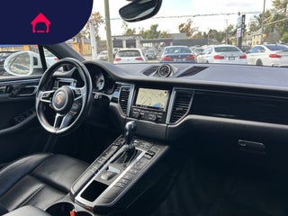 2015 Porsche Macan