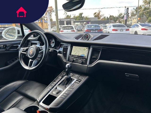 2015 Porsche Macan