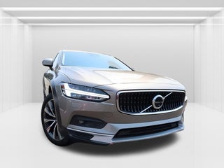 2022 Volvo V90 Cross Country