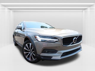 2022 Volvo V90 Cross Country