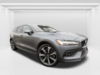 2021 Volvo V60 Cross Country