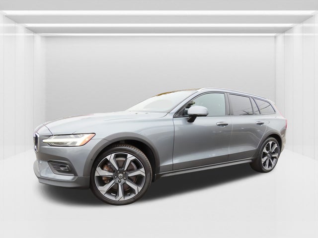 2021 Volvo V60 Cross Country