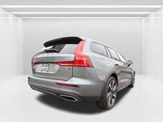 2021 Volvo V60 Cross Country