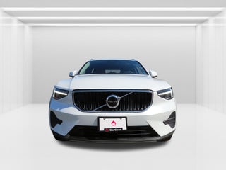 2023 Volvo XC40