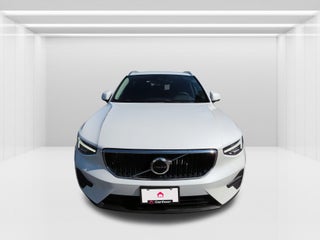 2023 Volvo XC40