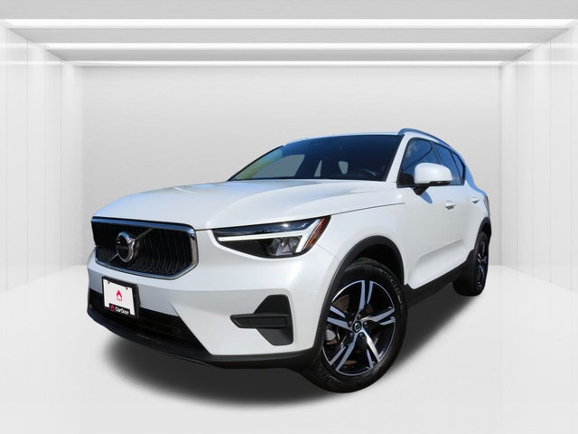2023 Volvo XC40