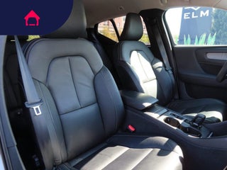 2023 Volvo XC40