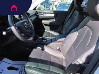 2023 Volvo XC40