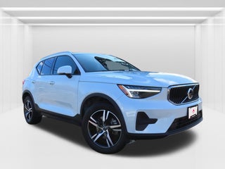 2023 Volvo XC40