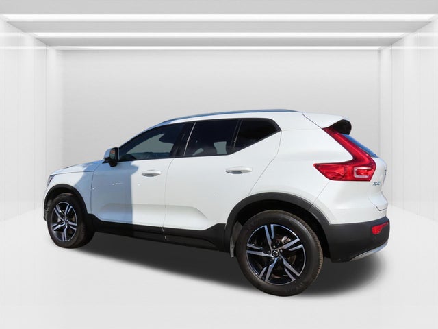 2023 Volvo XC40