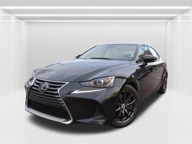 2018 Lexus IS