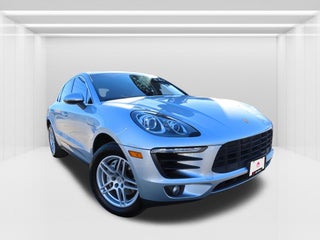 2016 Porsche Macan