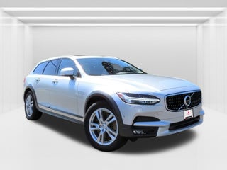 2018 Volvo V90 Cross Country