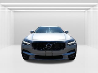 2018 Volvo V90 Cross Country