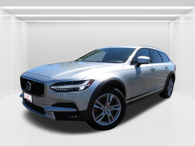 2018 Volvo V90 Cross Country
