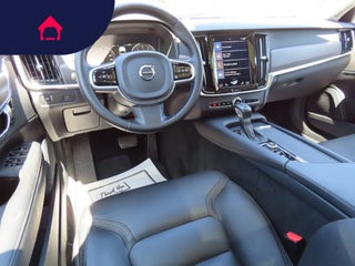 2018 Volvo V90 Cross Country