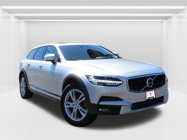 2018 Volvo V90 Cross Country