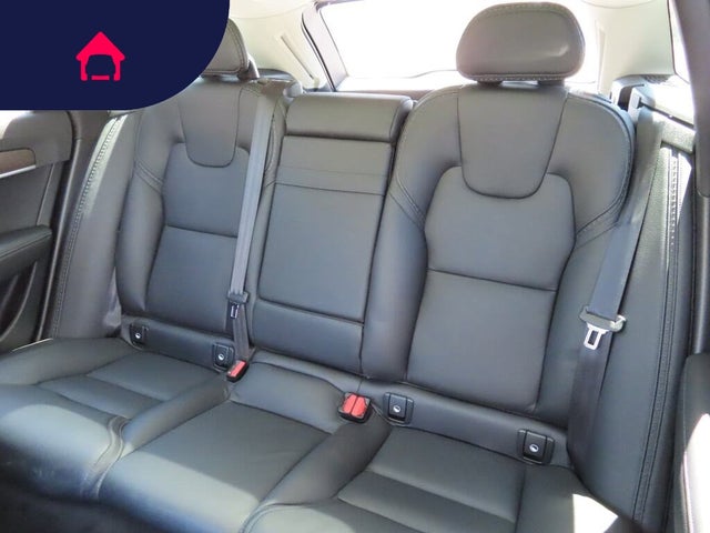 2018 Volvo V90 Cross Country