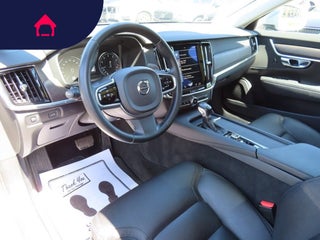 2018 Volvo V90 Cross Country