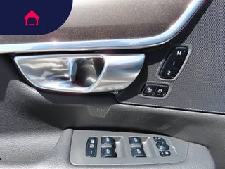 2018 Volvo V90 Cross Country